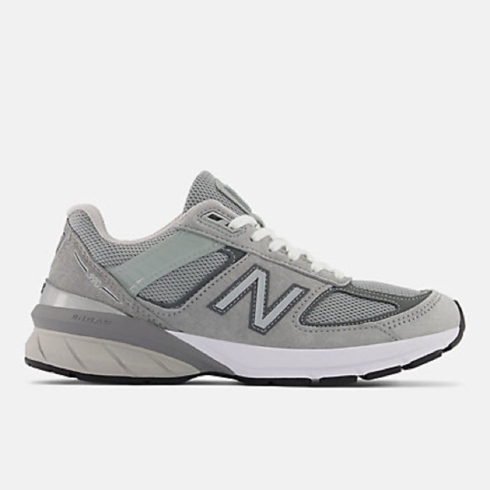 New Balance 990v5 sneakers womens size 7